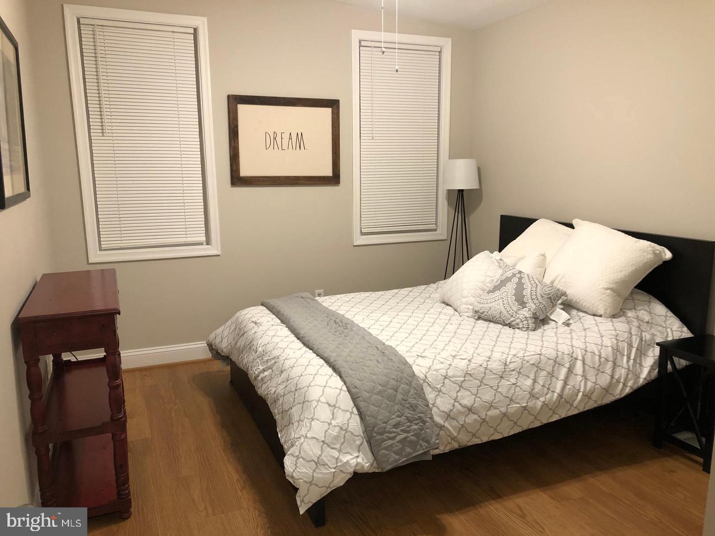 402 North Chester Street Baltimore, MD 21231 - Photo 9 of 24