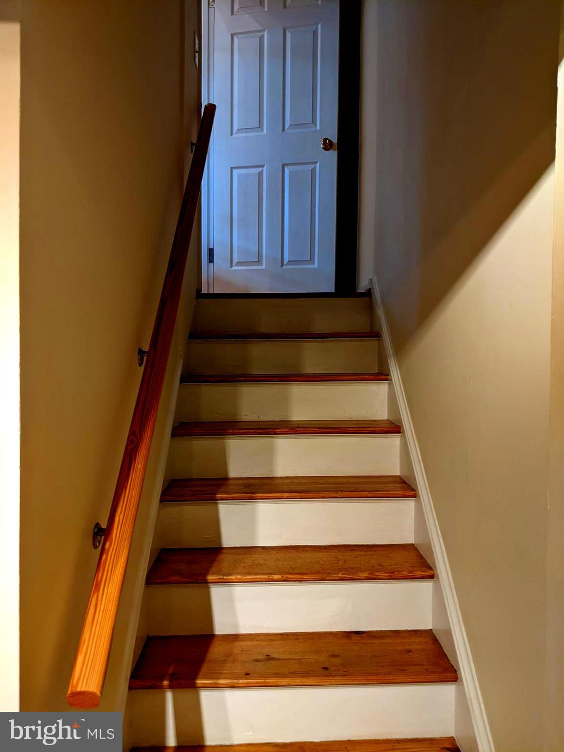 8069 Powderbrook Lane Springfield, VA 22153 - Photo 36 of 56 Gallery Image 36
