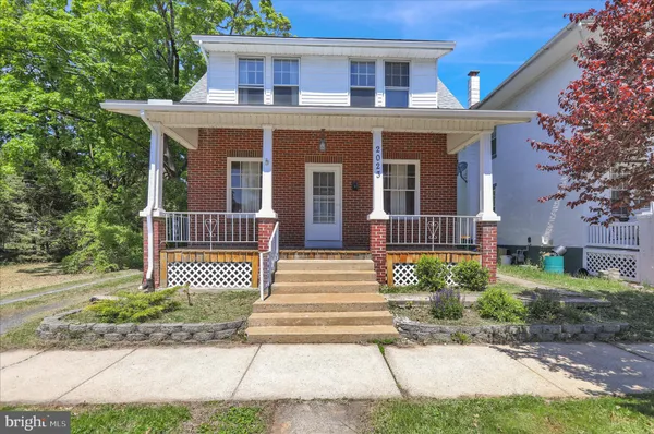 $282,000 | 2023 Spring Street, Reading, PA 19609
