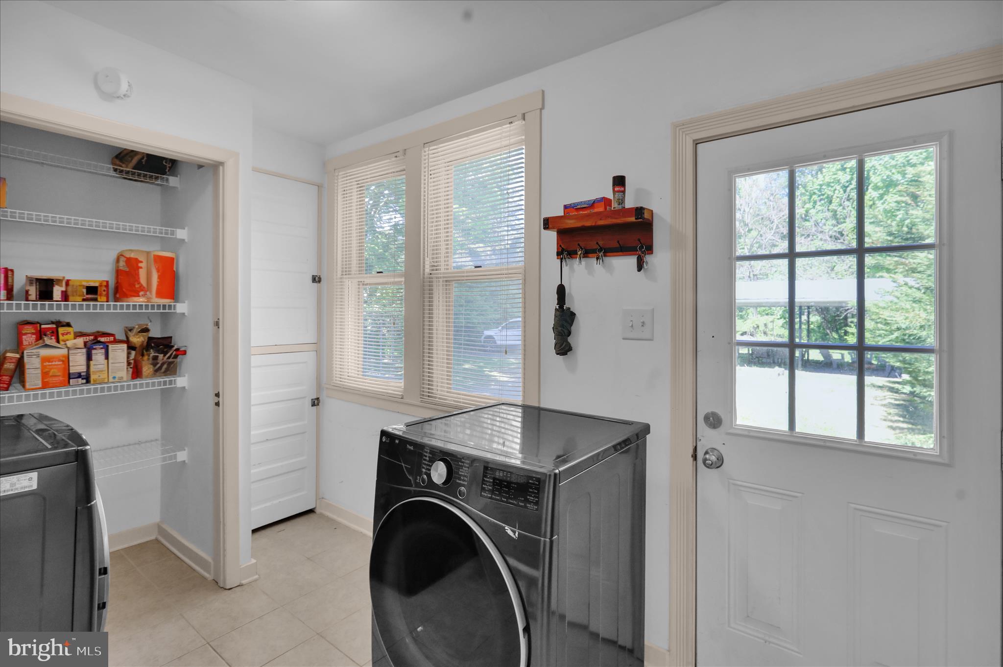 2023 Spring Street Reading, PA 19609 - Photo 16 of 27 360_2820