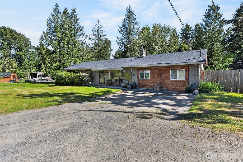 2573 Deer Park Road Port Angeles, WA 98362 - Photo 4 of 30