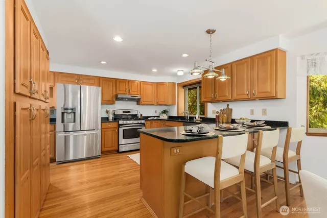 $1,199,000 | 18217 83rd Avenue Northeast, Kenmore, WA 98028