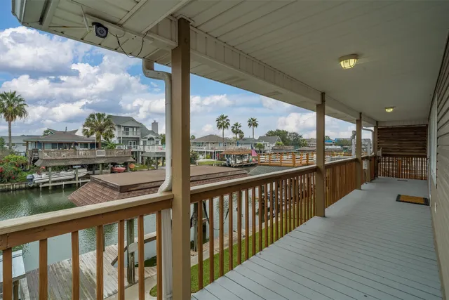 $472,000 | 765 Marlin Street, Bayou Vista, TX 77563