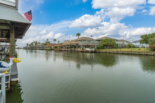 $472,000 | 765 Marlin Street, Bayou Vista, TX 77563