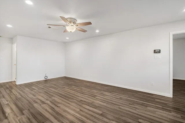 $472,000 | 765 Marlin Street, Bayou Vista, TX 77563