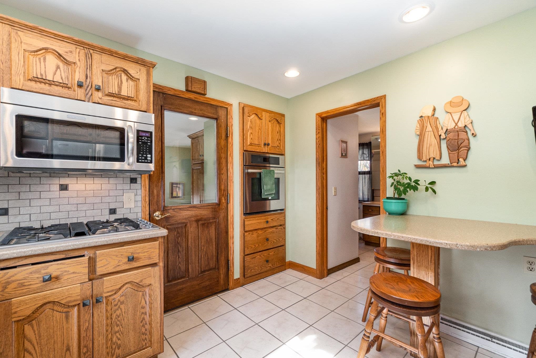 1064 South Mackinaw Road Kawkawlin, MI 48631 - Photo 8 of 40