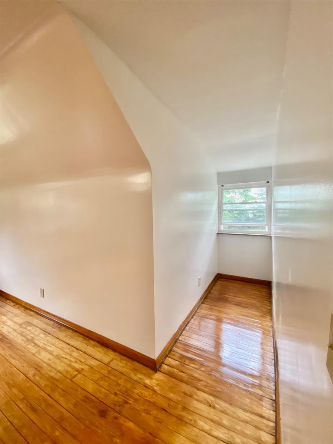 3343 Compton Road Cincinnati, OH 45251 - Photo 22 of 32