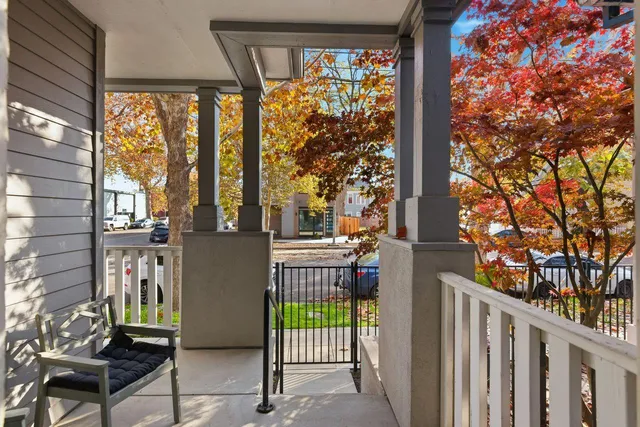 $695,000 | 1900 6th Street, Sacramento, CA 95811