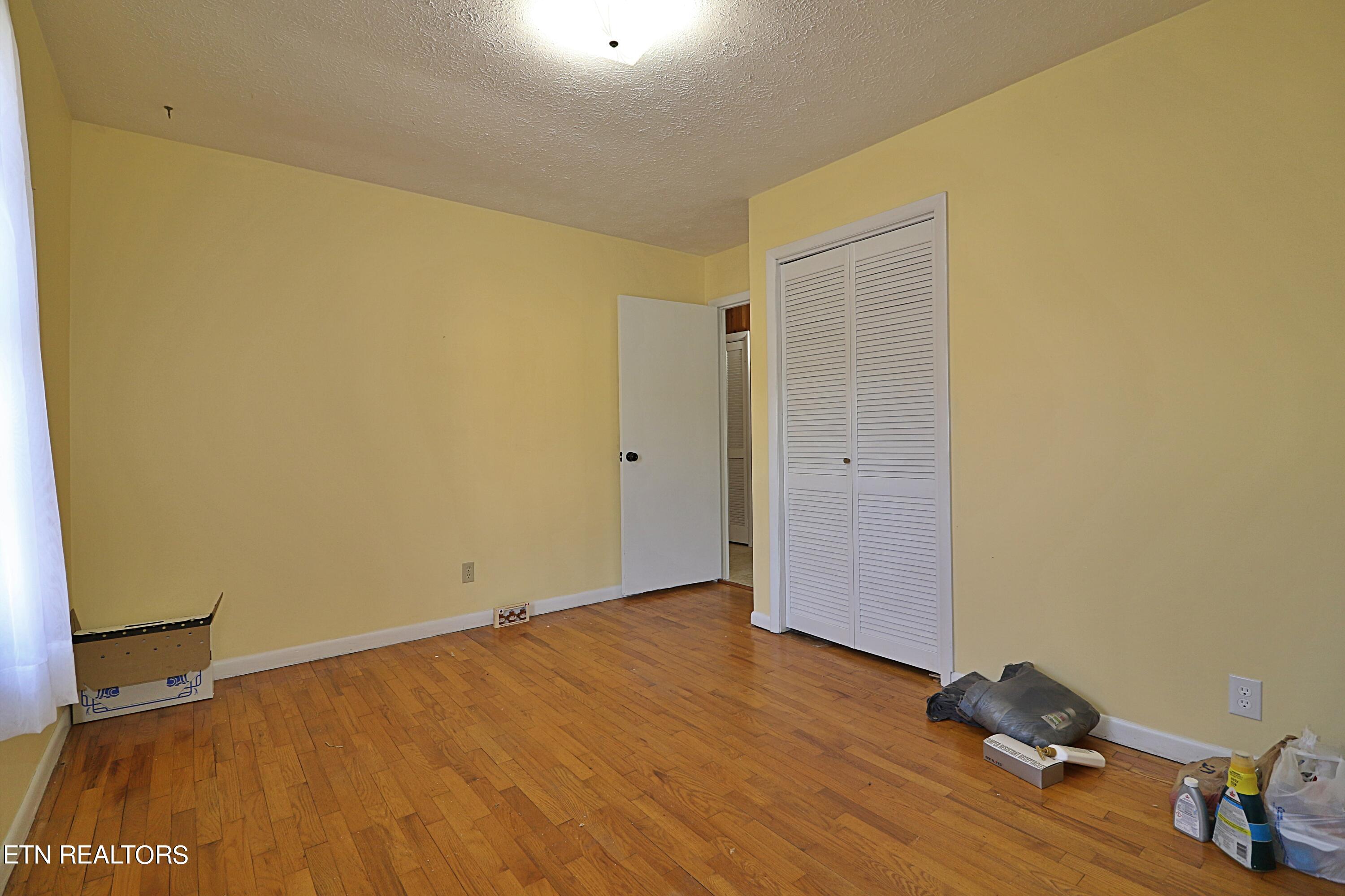 8237 Collier Road Powell, TN 37849 - Photo 27 of 47 094A5756