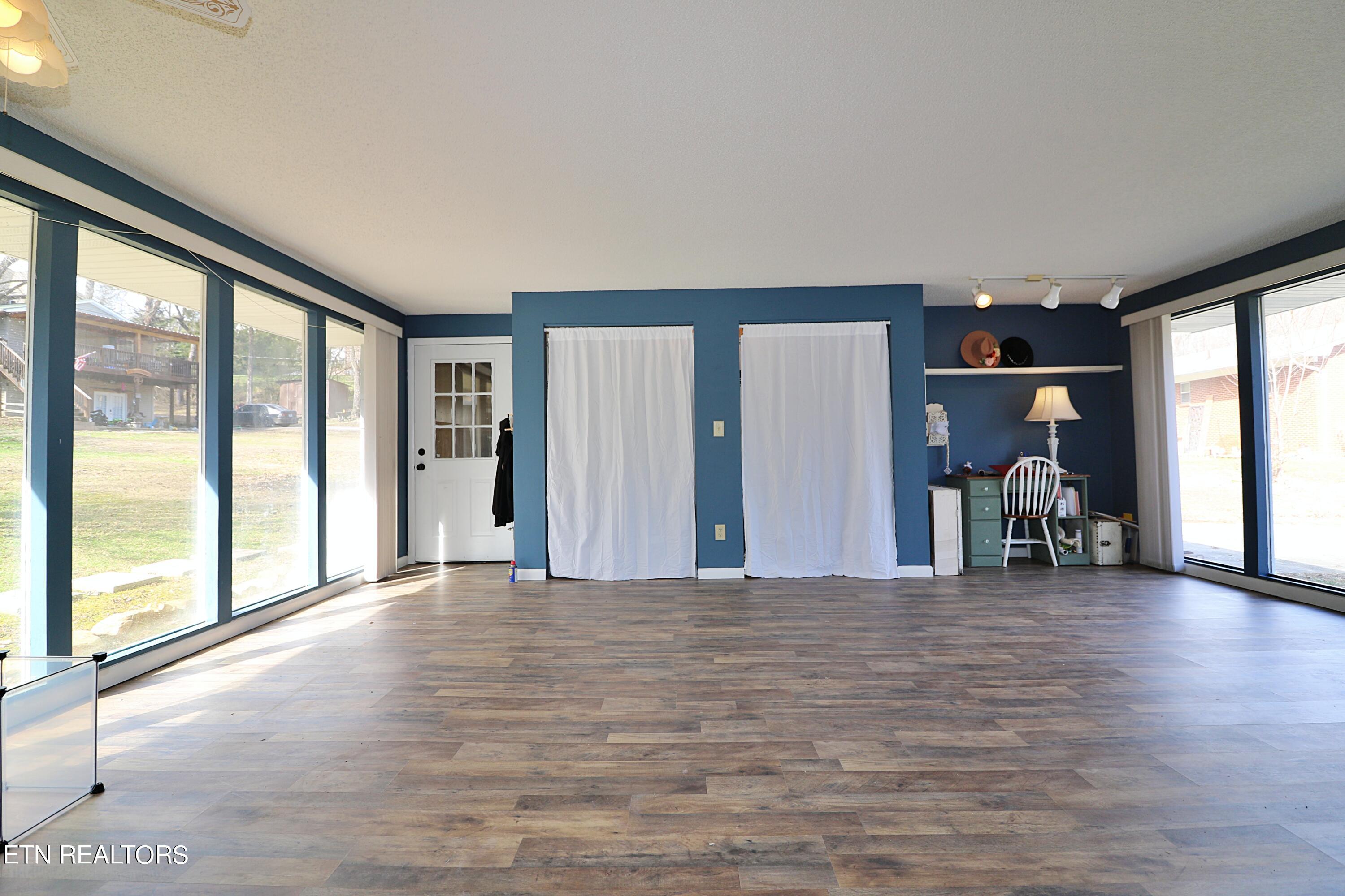 8237 Collier Road Powell, TN 37849 - Photo 31 of 47 094A5772