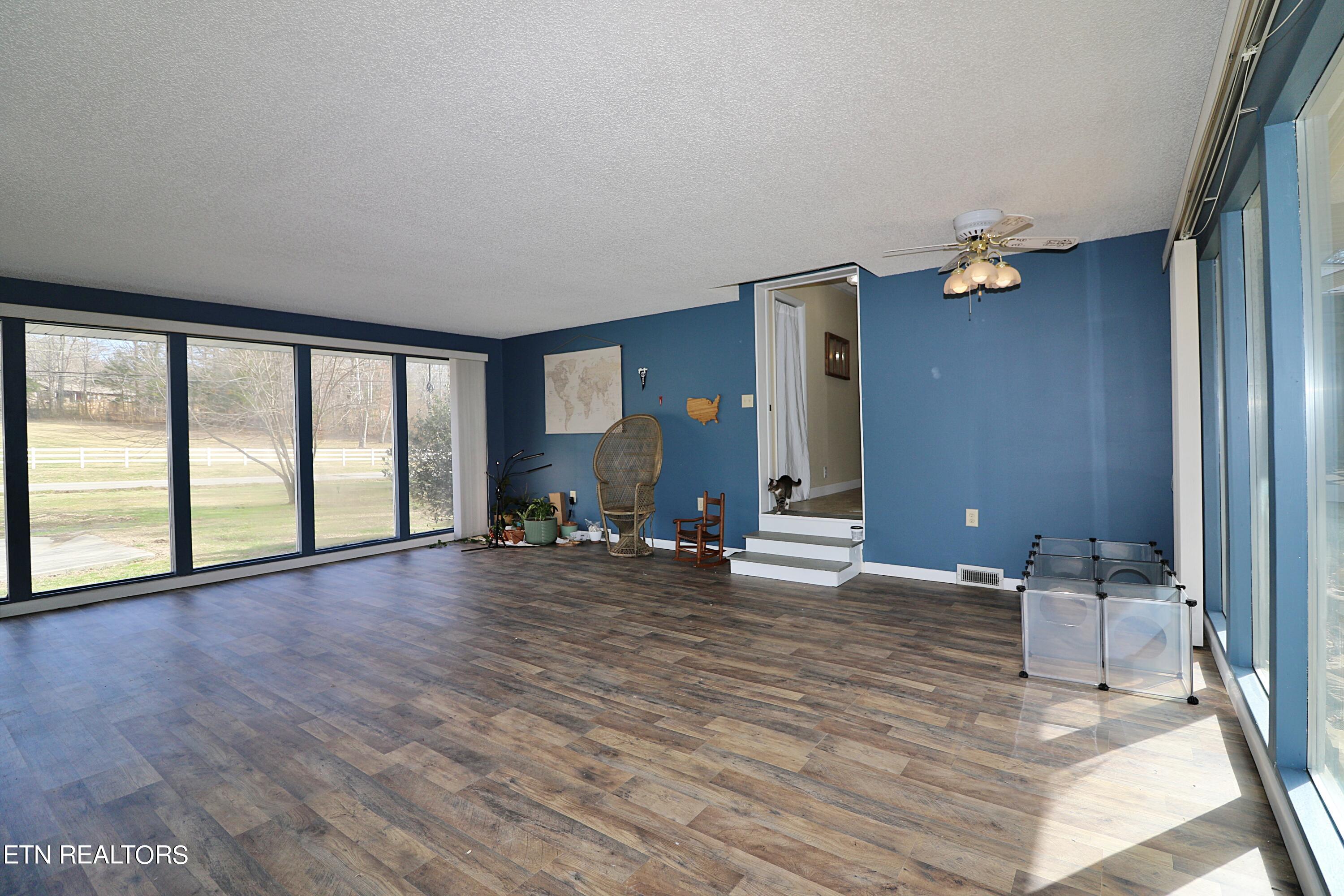 8237 Collier Road Powell, TN 37849 - Photo 32 of 47 094A5771