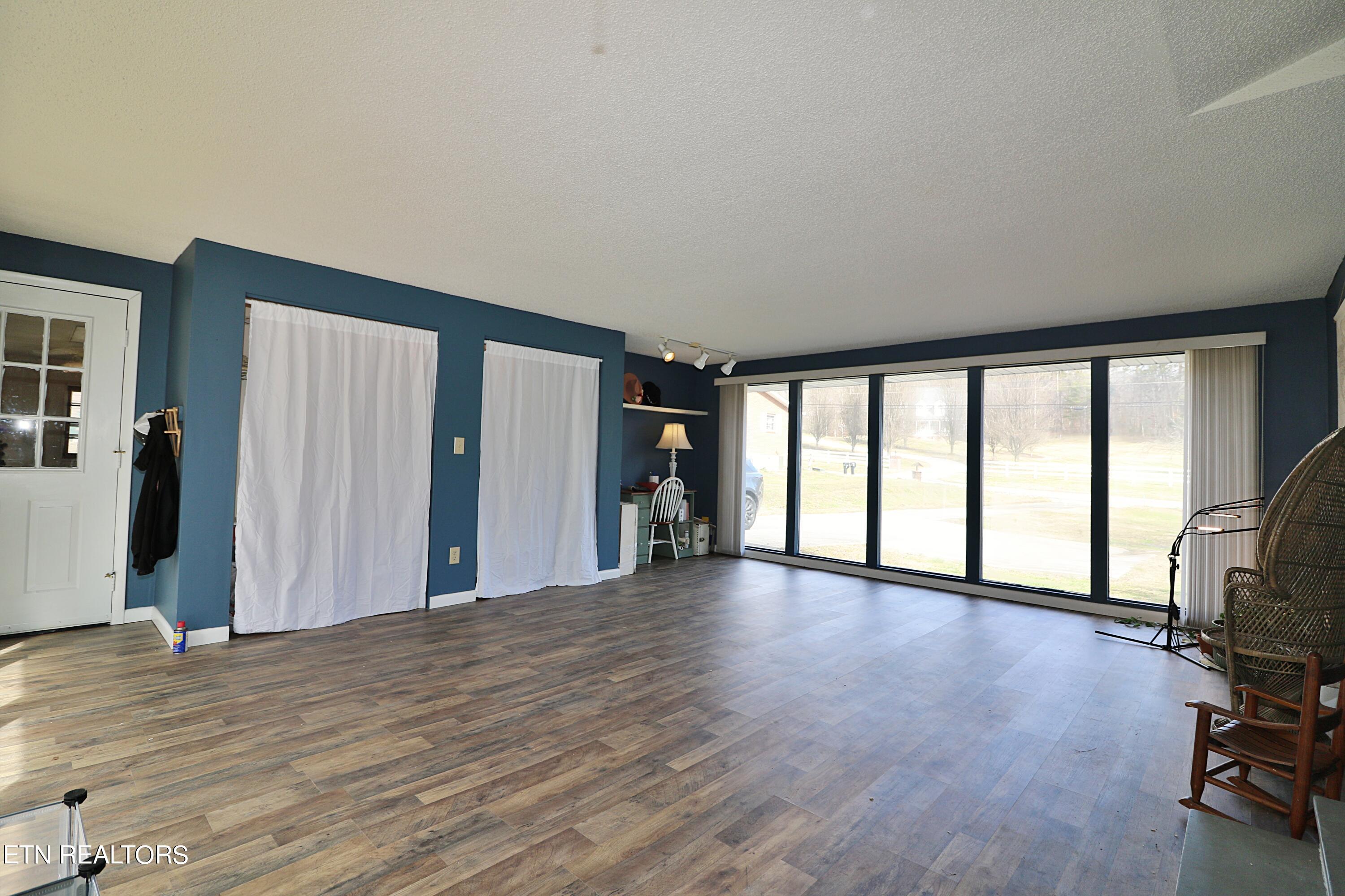 8237 Collier Road Powell, TN 37849 - Photo 34 of 47 094A5773