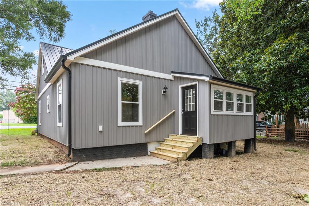 112 Roxboro Road Haw River, NC 27258 - Photo 14 of 15 Gallery Image 14