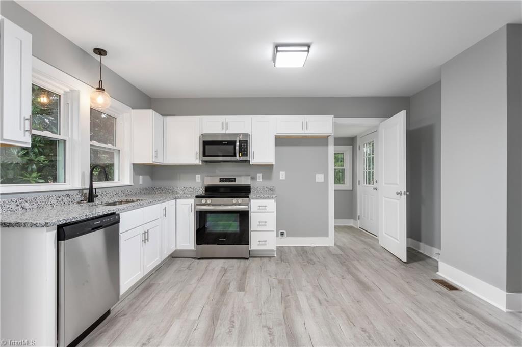 112 Roxboro Road Haw River, NC 27258 - Photo 6 of 15 Gallery Image 6