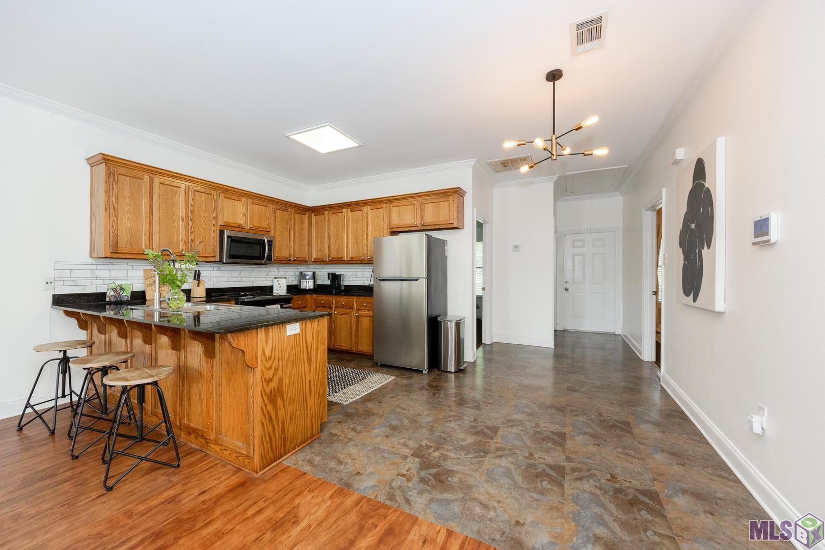 8952 Pecan Tree Drive Baton Rouge, LA 70810 - Photo 4 of 12