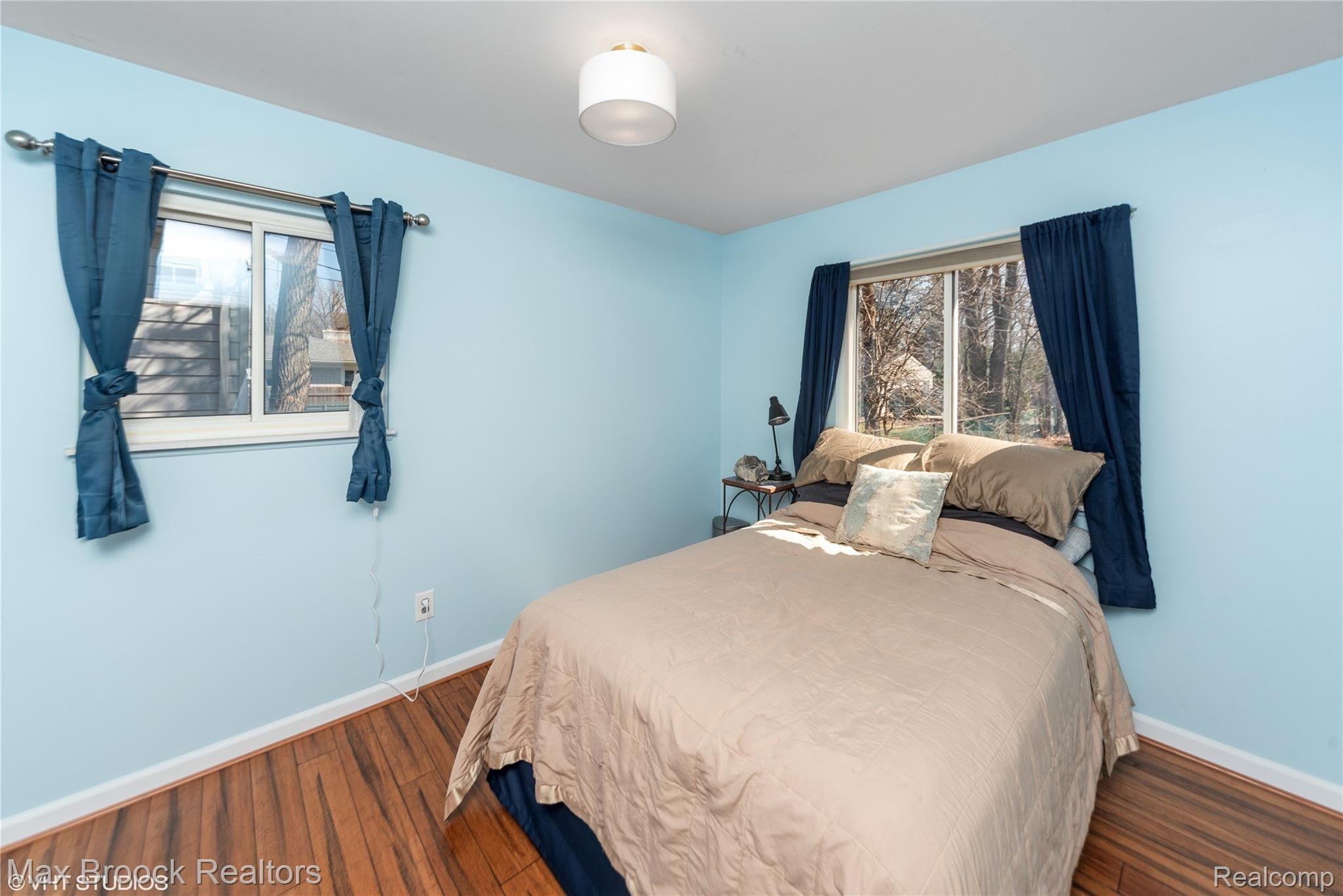 410 Trombley Road Troy, MI 48083 - Photo 5 of 10 08_410Trombley_2012_HiRes.jpg