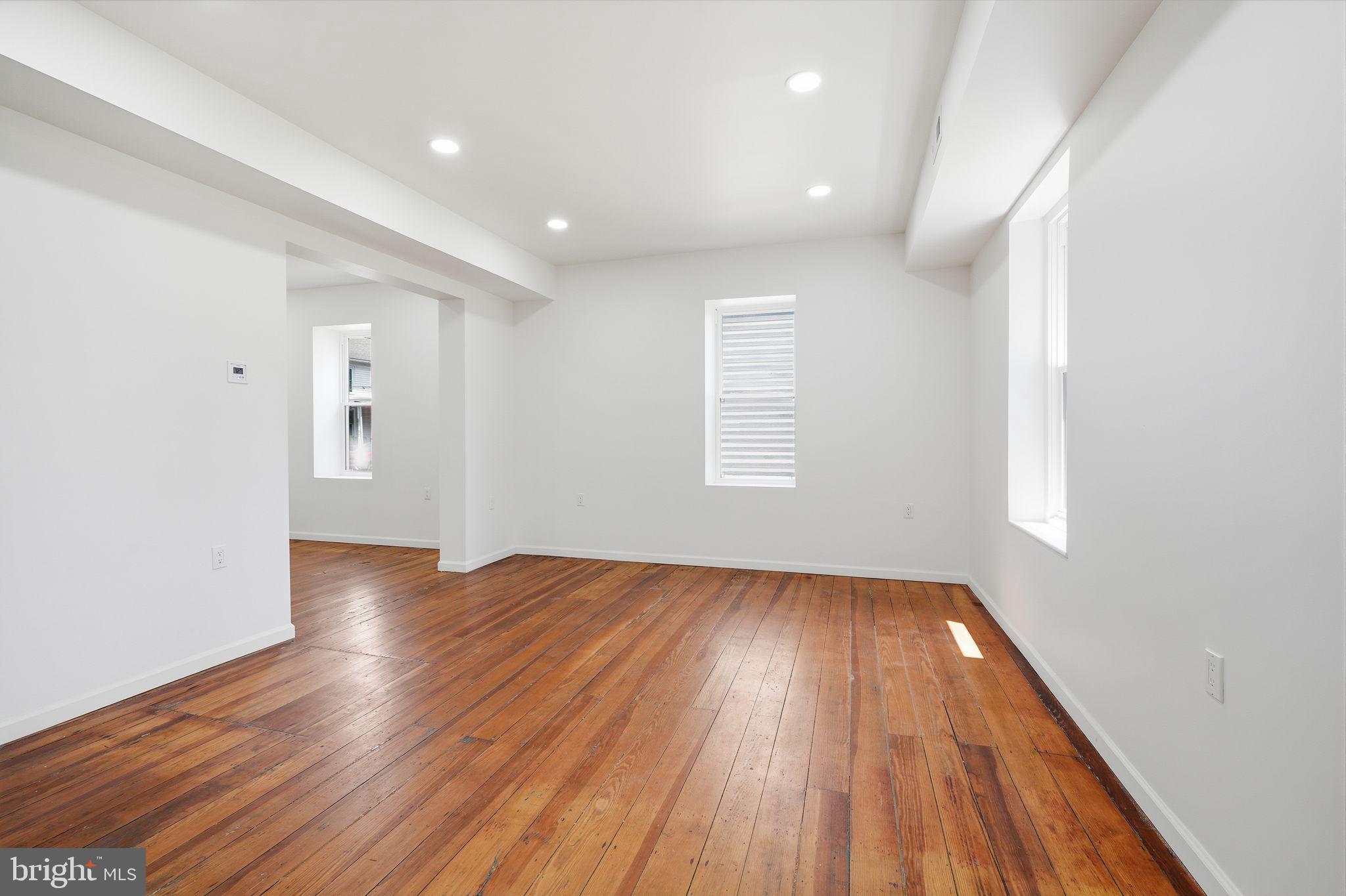 124 Cedar Road Riegelsville, PA 18077 - Photo 9 of 50 Bright and airy open space awaits.