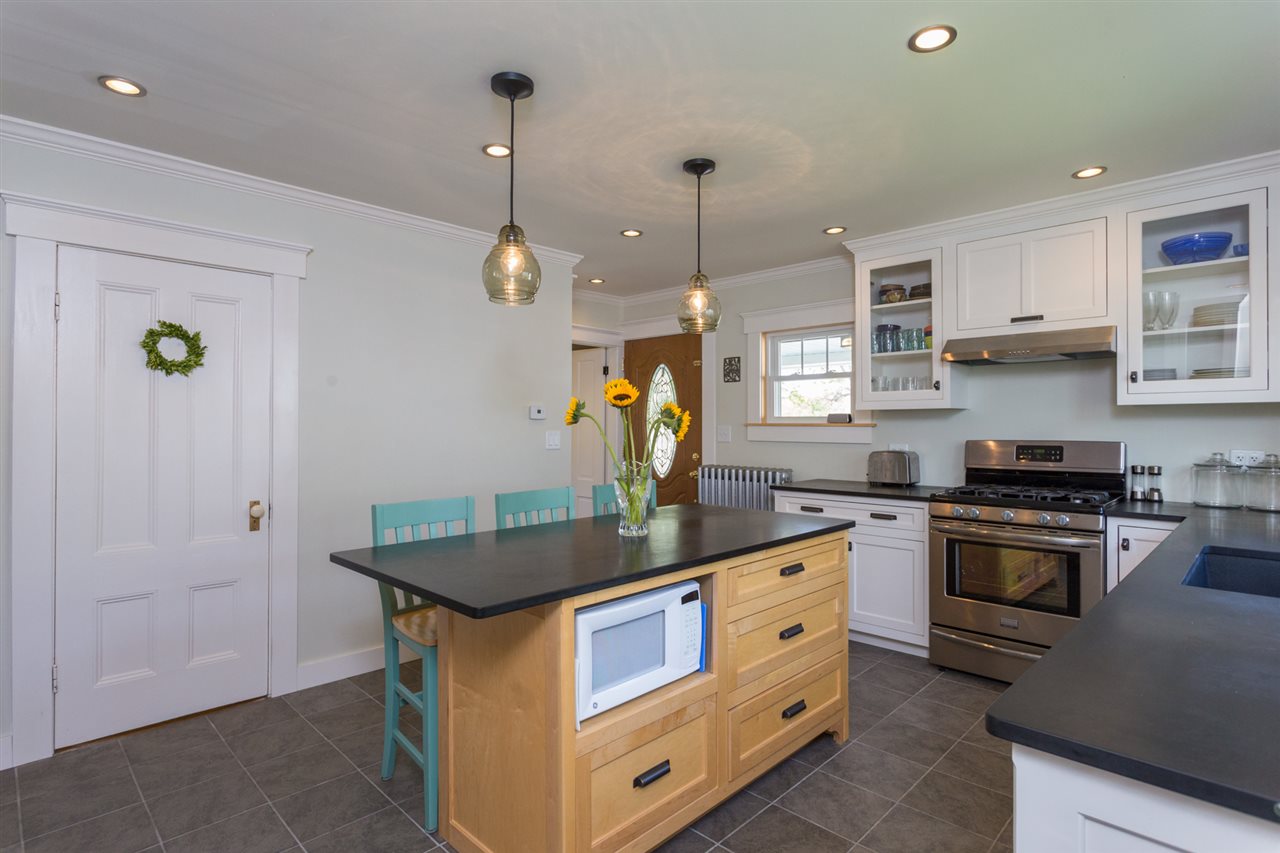 57 Washington Street Exeter, NH 03833 - Photo 3 of 37 Gallery Image 3