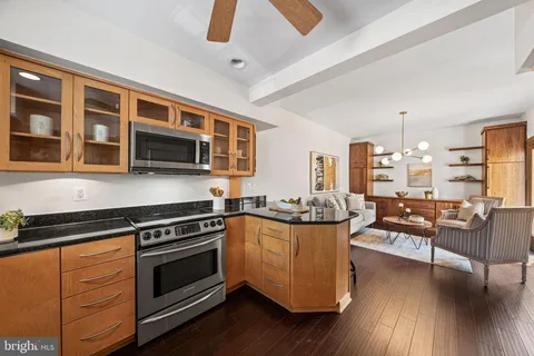$1,249,000 | 228 South Alfred Street, Alexandria, VA 22314