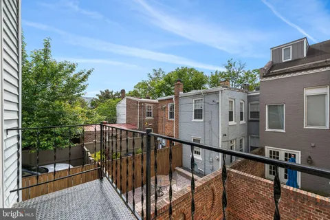 $1,249,000 | 228 South Alfred Street, Alexandria, VA 22314