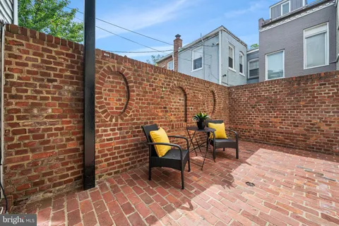 $1,249,000 | 228 South Alfred Street, Alexandria, VA 22314