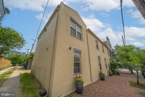 $1,249,000 | 228 South Alfred Street, Alexandria, VA 22314