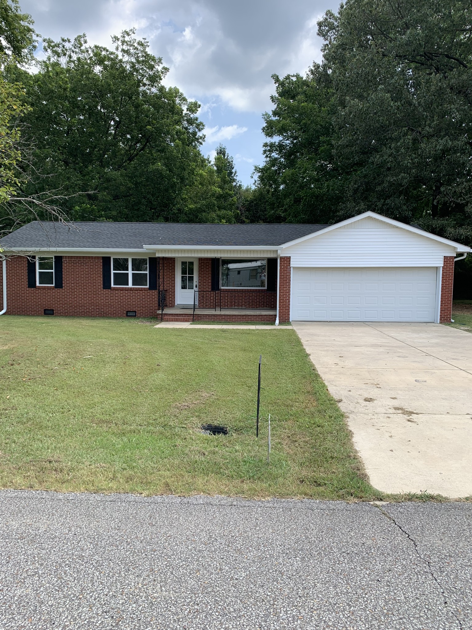 5870 Chestnut Bluff Road Friendship, TN 38034 - Photo 2 of 19 front view of house with a yard