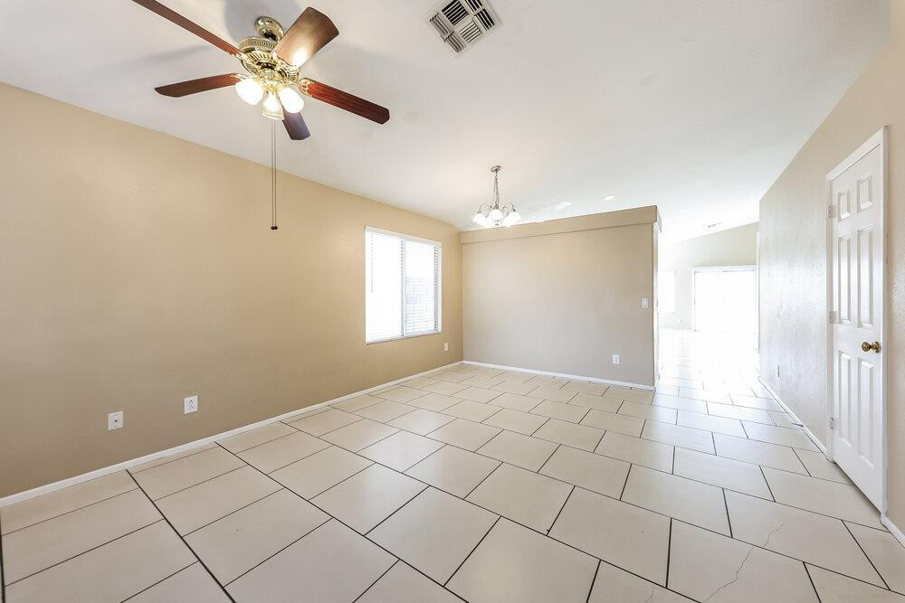 4101 West Wethersfield Road Phoenix, AZ 85029 - Photo 3 of 16 Photo #3