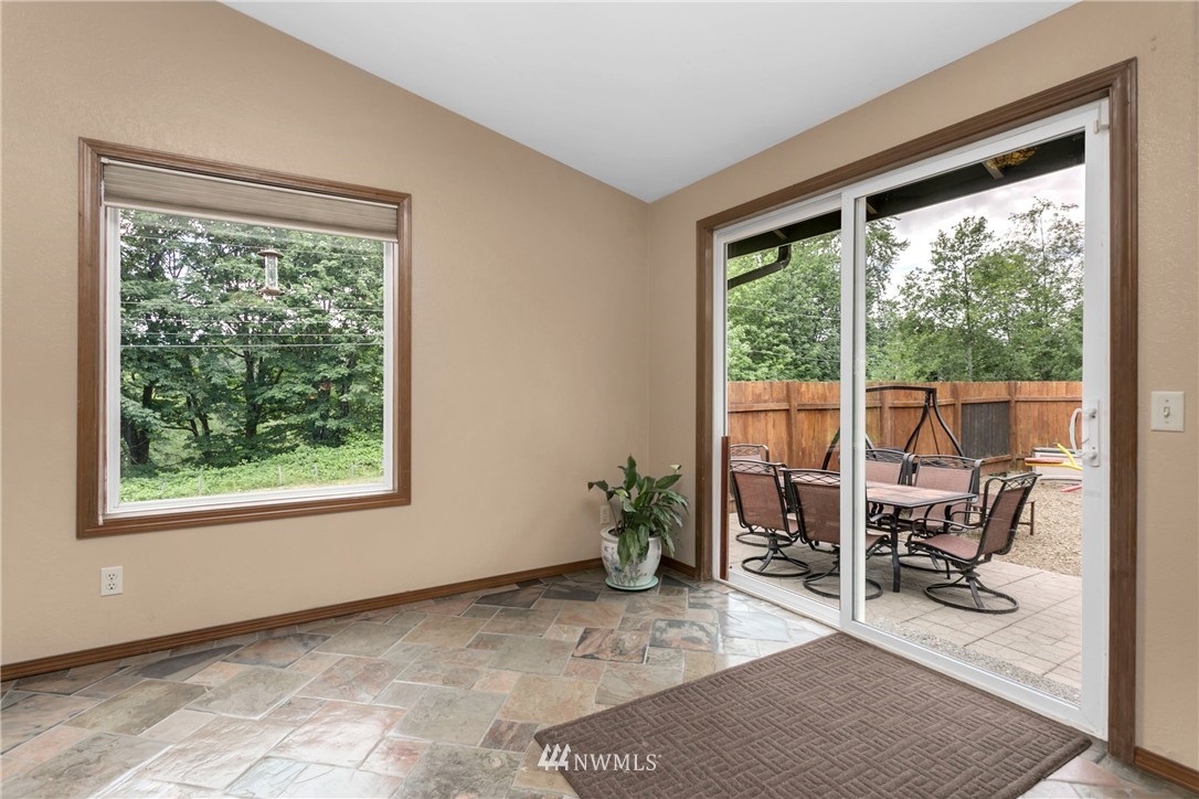 1233 222nd Place Southwest Bothell, WA 98021 - Photo 9 of 21