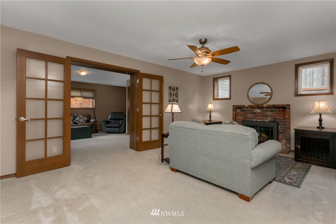 1233 222nd Place Southwest Bothell, WA 98021 - Photo 10 of 21
