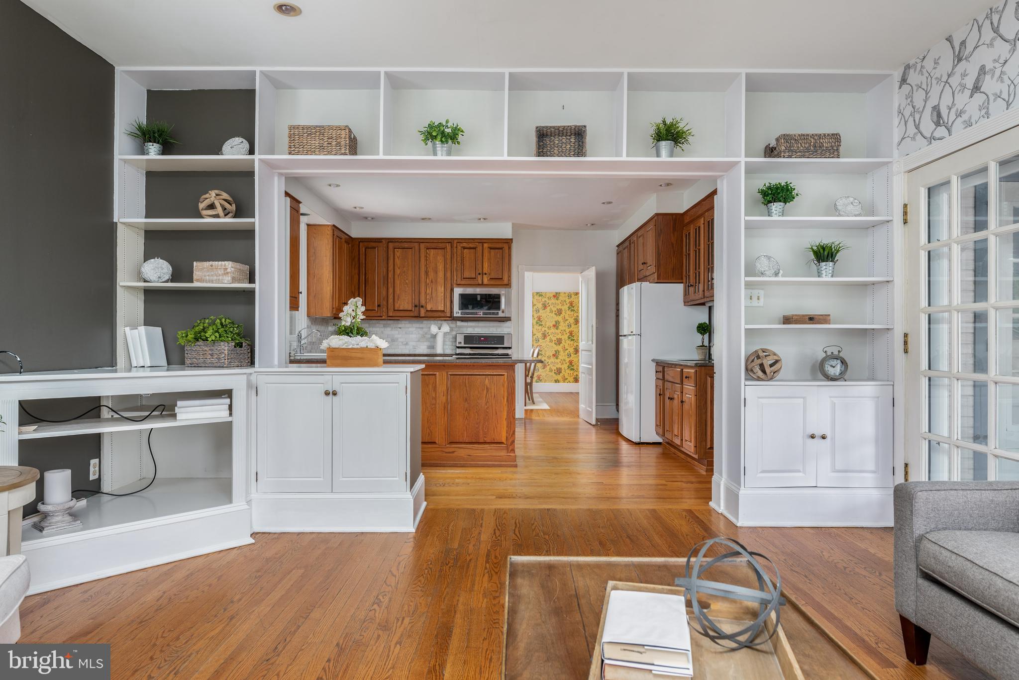 938 Summit Road Narberth, PA 19072 - Photo 21 of 60 Family Room Thru Kitchen to Dining Room