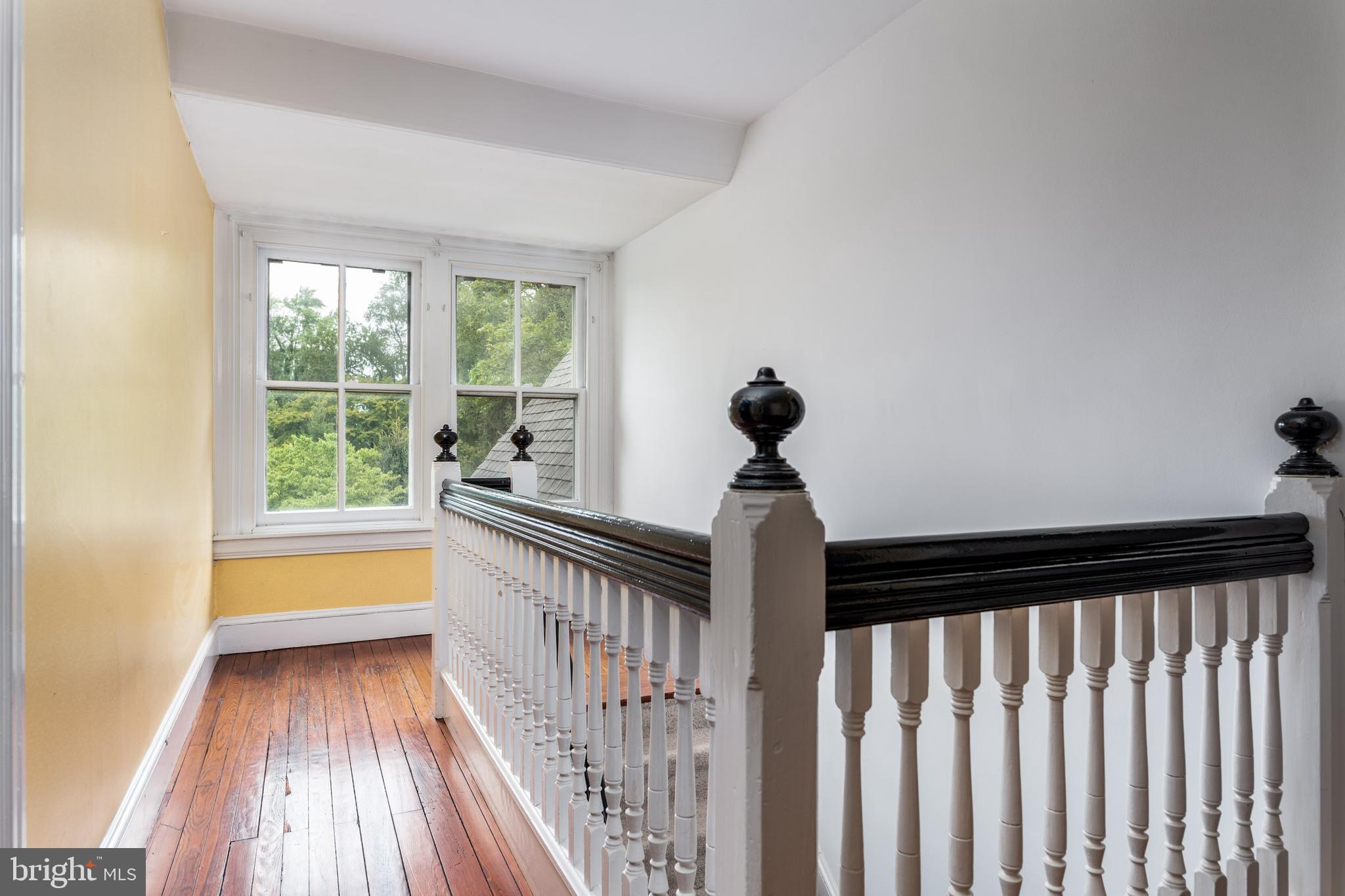 938 Summit Road Narberth, PA 19072 - Photo 33 of 60 Upper Floor Woodwork