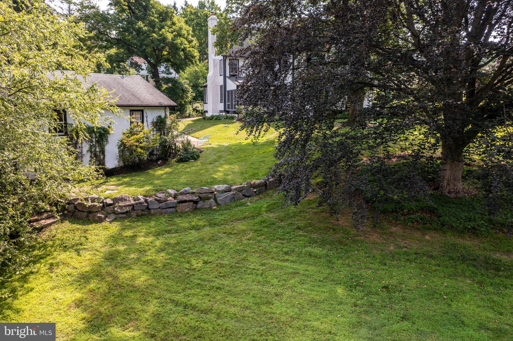 938 Summit Road Narberth, PA 19072 - Photo 49 of 60 Side Yard