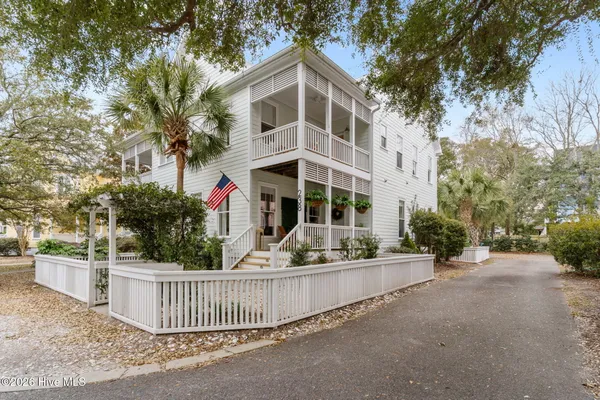 $715,000 | 238 Silver Sloop Way, Carolina Beach, NC 28428