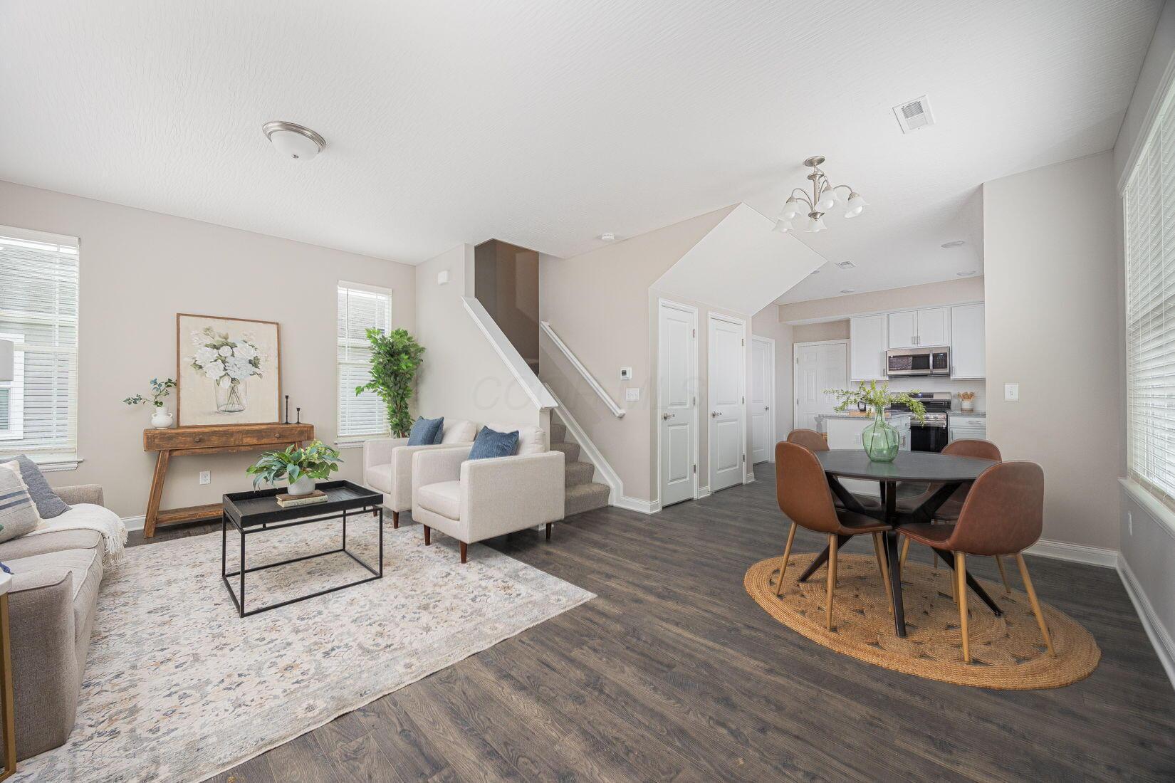 798 South Yearling Road Columbus, OH 43213 - Photo 21 of 28 Pictures are of the same model and not the actual property