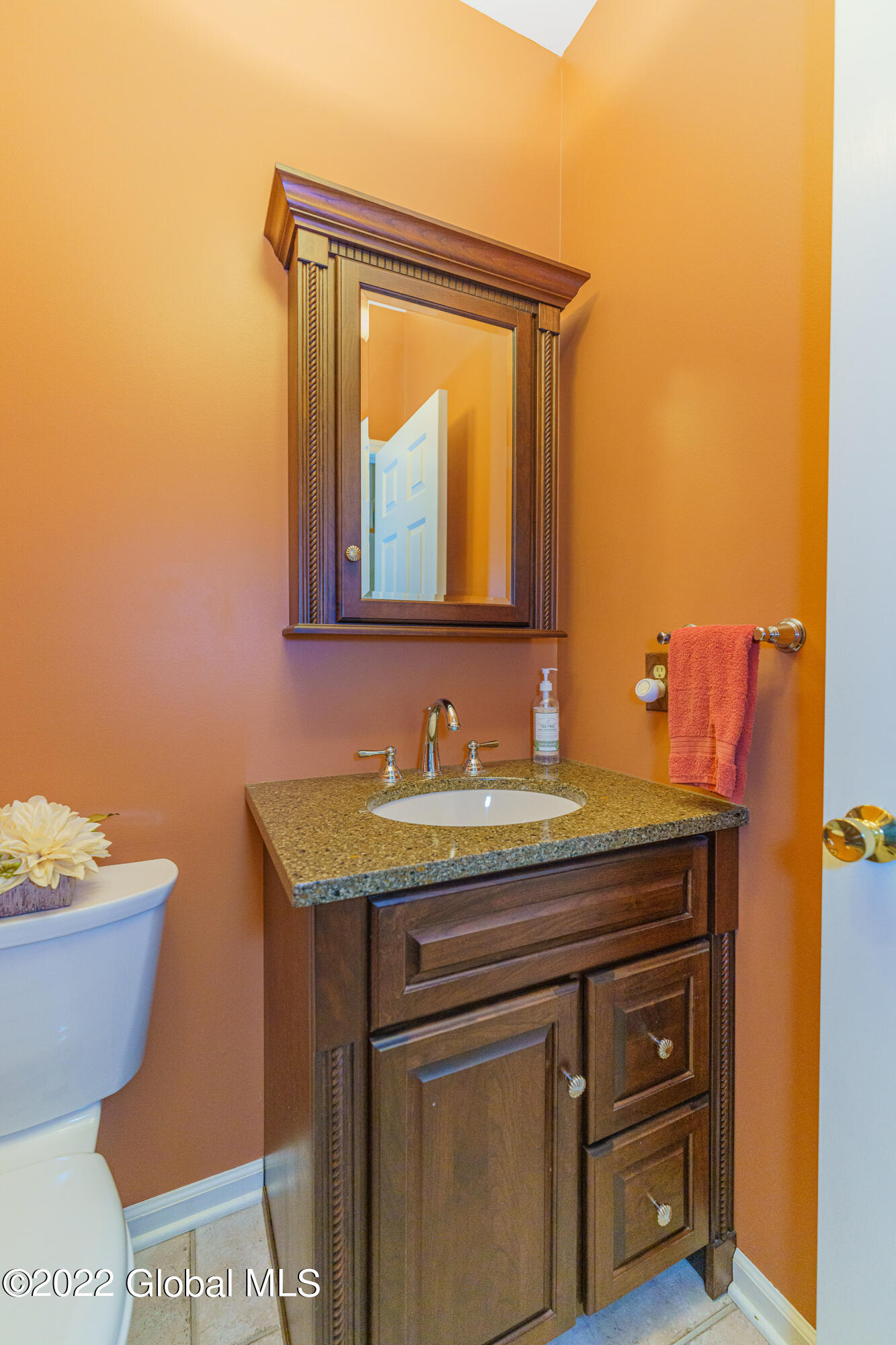 208 Shaker Ridge Drive Schenectady, NY 12309 - Photo 48 of 58 Bathroom 3