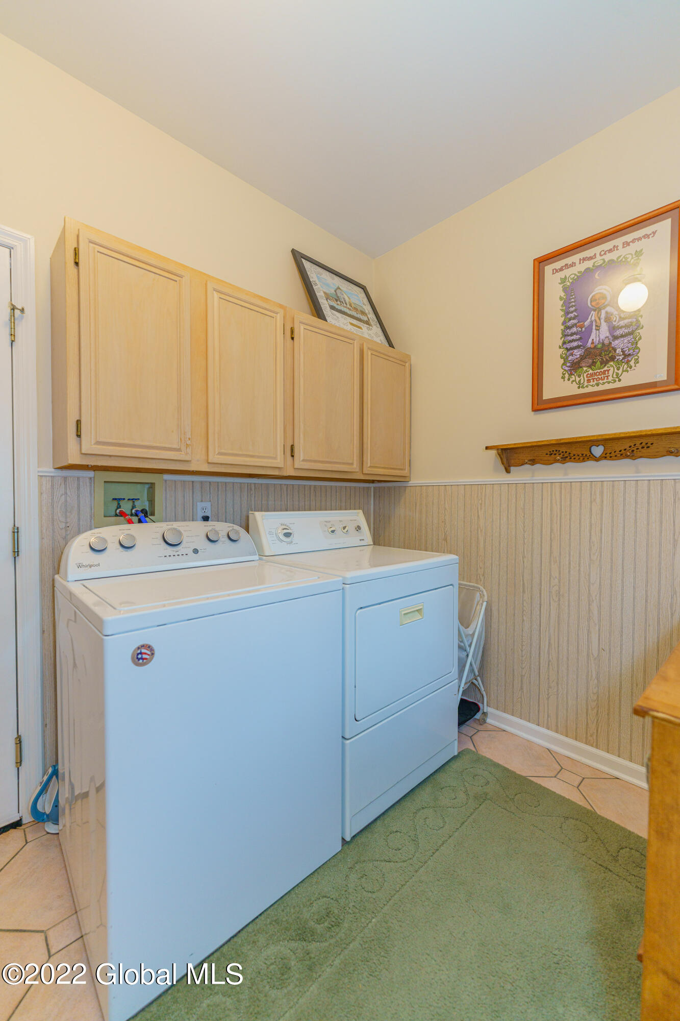 208 Shaker Ridge Drive Schenectady, NY 12309 - Photo 49 of 58 Laundry