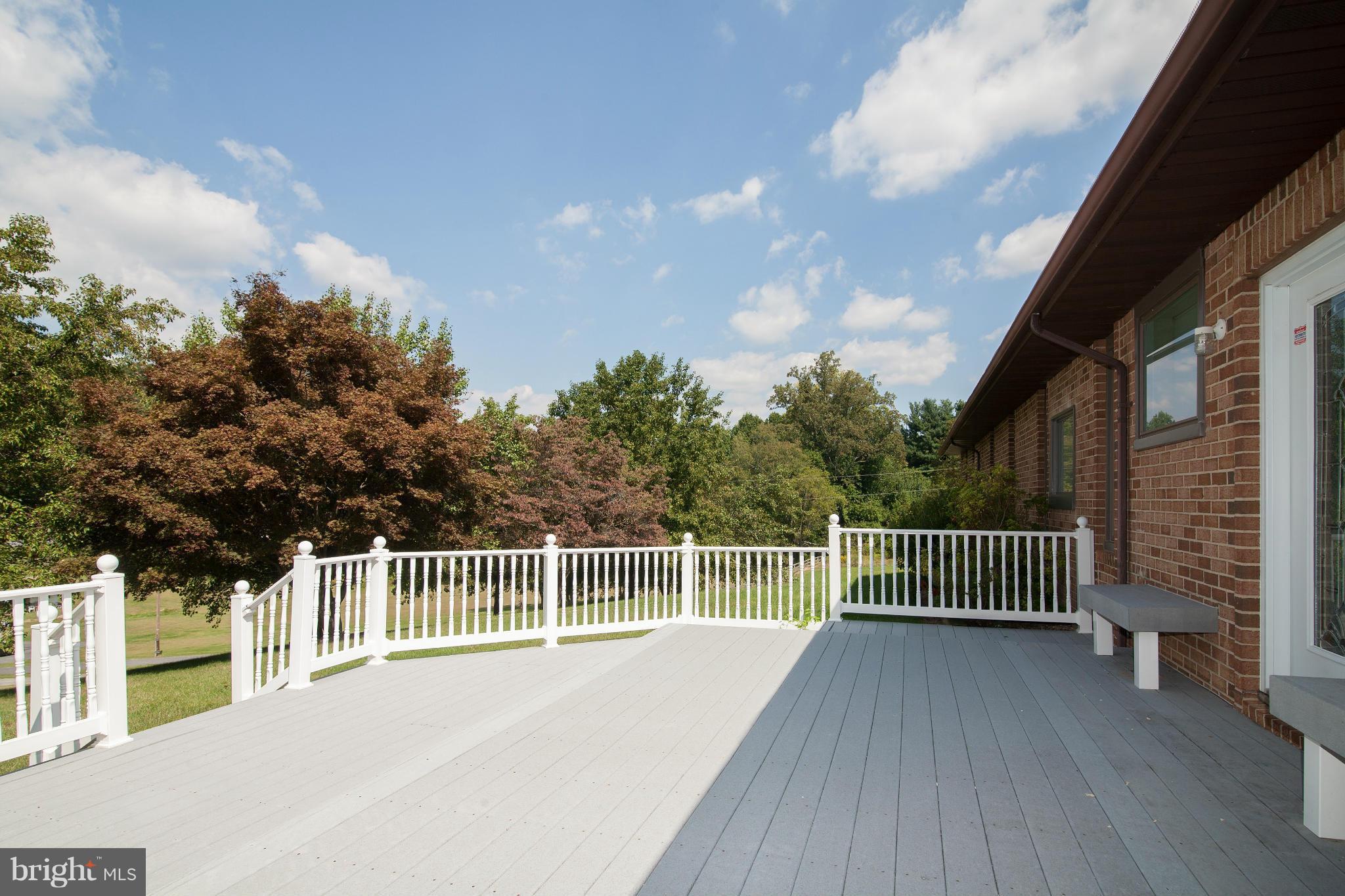 2617 Manchester Road Westminster, MD 21157 - Photo 20 of 30 Large Tiered Deck