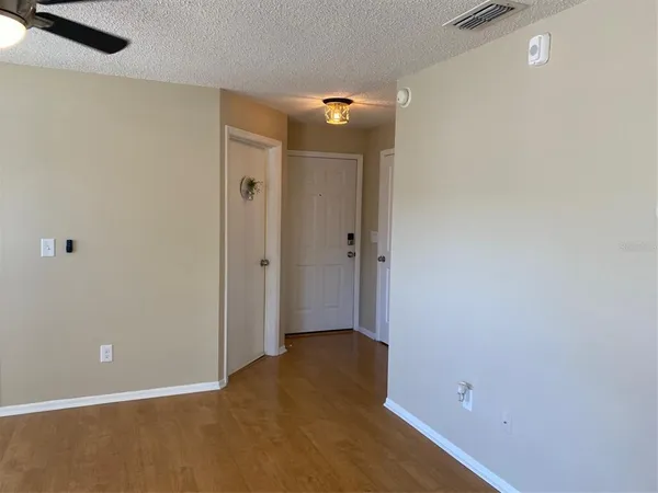 $1,635 | 2592 Grassy Point Drive, Unit 200, Lake Mary, FL 32746