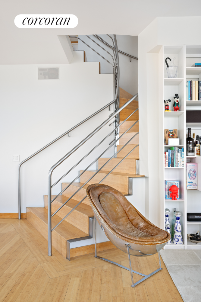 30 East 85th Street, Unit 26/27B Manhattan, NY 10028 - Photo 15 of 25 a utility room with dryer and washer