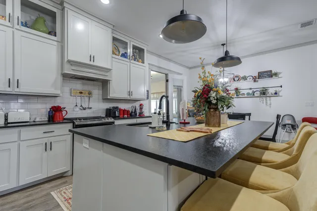 $385,000 | 7605 53rd Street, Lubbock, TX 79407