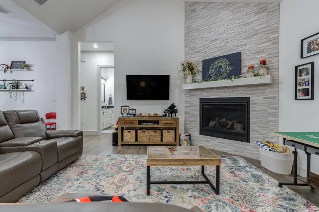 $385,000 | 7605 53rd Street, Lubbock, TX 79407