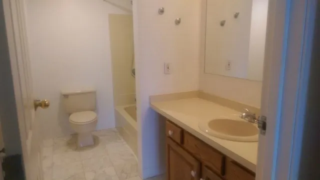 $419,000 | 200 Cove Way, Unit 304, Quincy, MA 02169