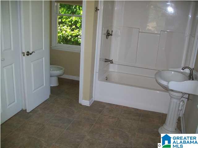 206 Friendship Circle Clanton, AL 35045 - Photo 12 of 23
