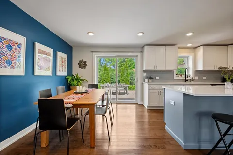 $949,000 | 2932 Central Avenue, Wilmette, IL 60091