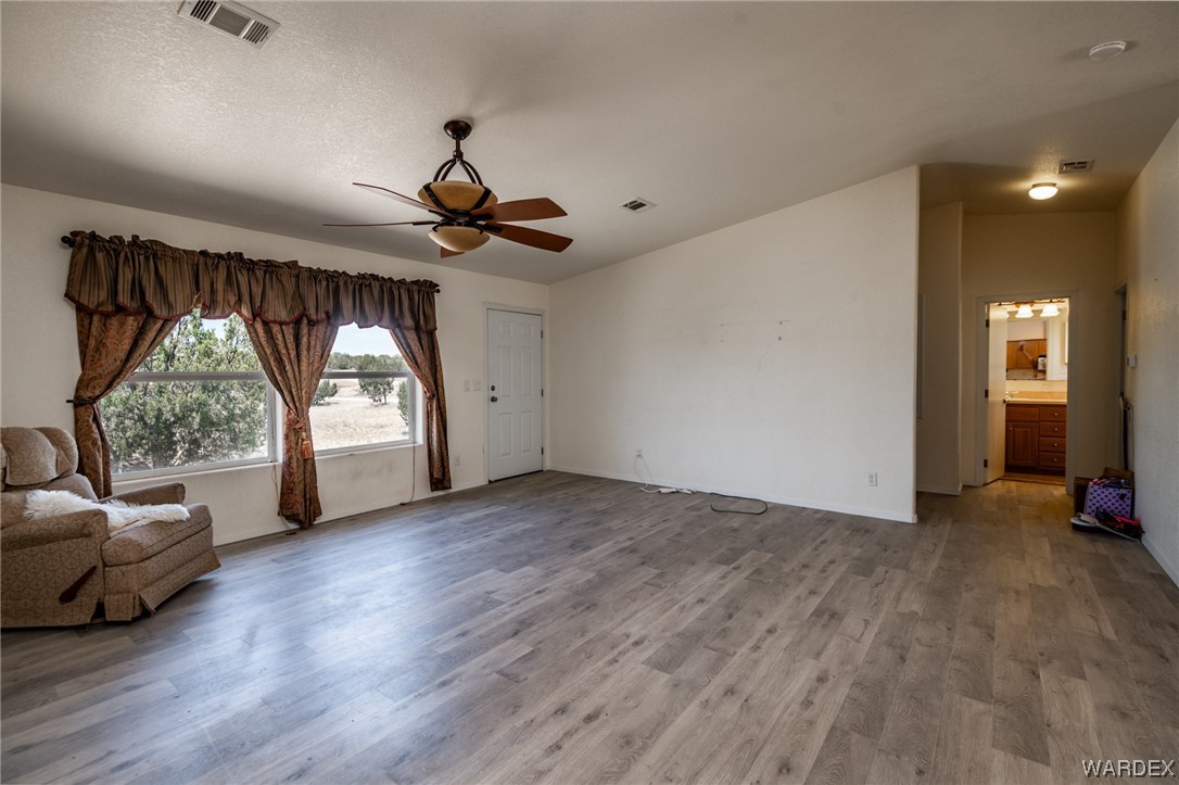 25670 Granada Road Seligman, AZ 86337 - Photo 12 of 48 Gallery Image 12