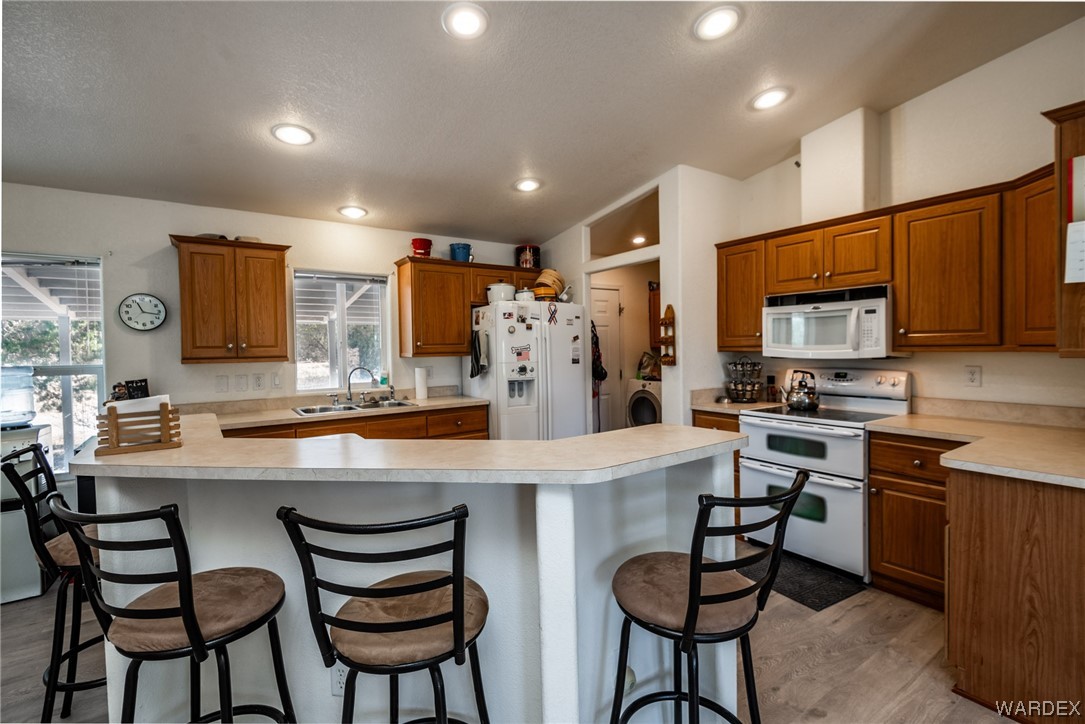 25670 Granada Road Seligman, AZ 86337 - Photo 13 of 48 Gallery Image 13