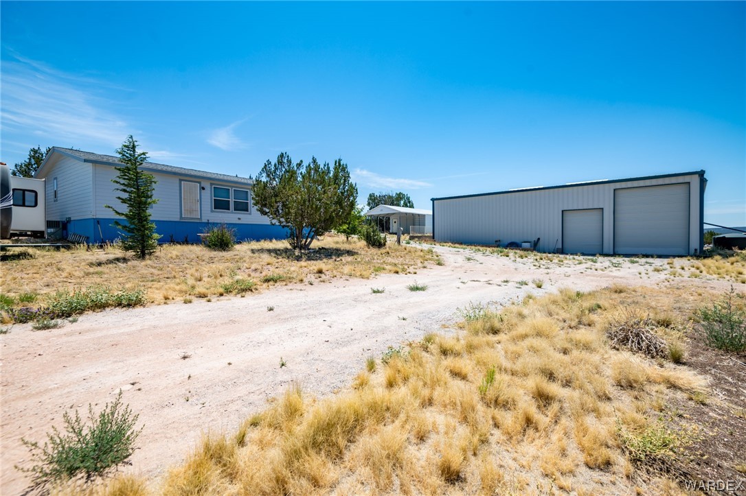 25670 Granada Road Seligman, AZ 86337 - Photo 3 of 48 Gallery Image 3