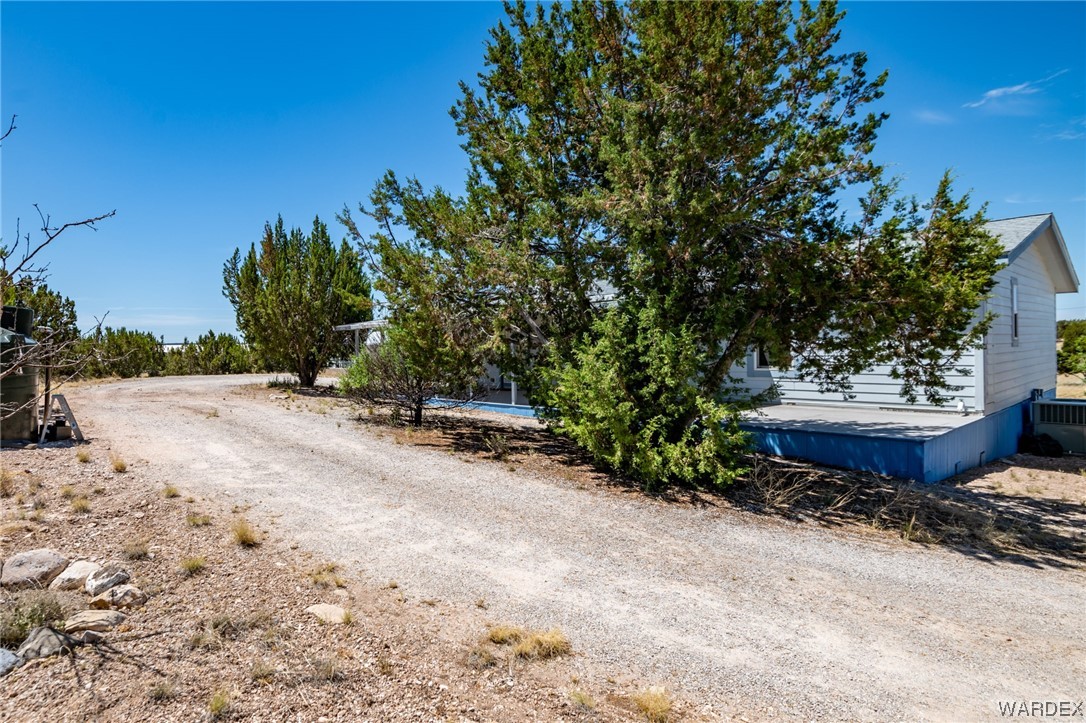25670 Granada Road Seligman, AZ 86337 - Photo 7 of 48 Gallery Image 7