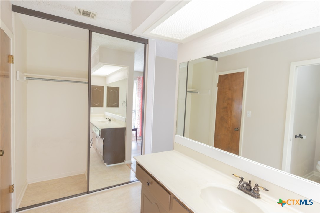 410 Paisano Drive Victoria, TX 77904 - Photo 19 of 26 Gallery Image 19